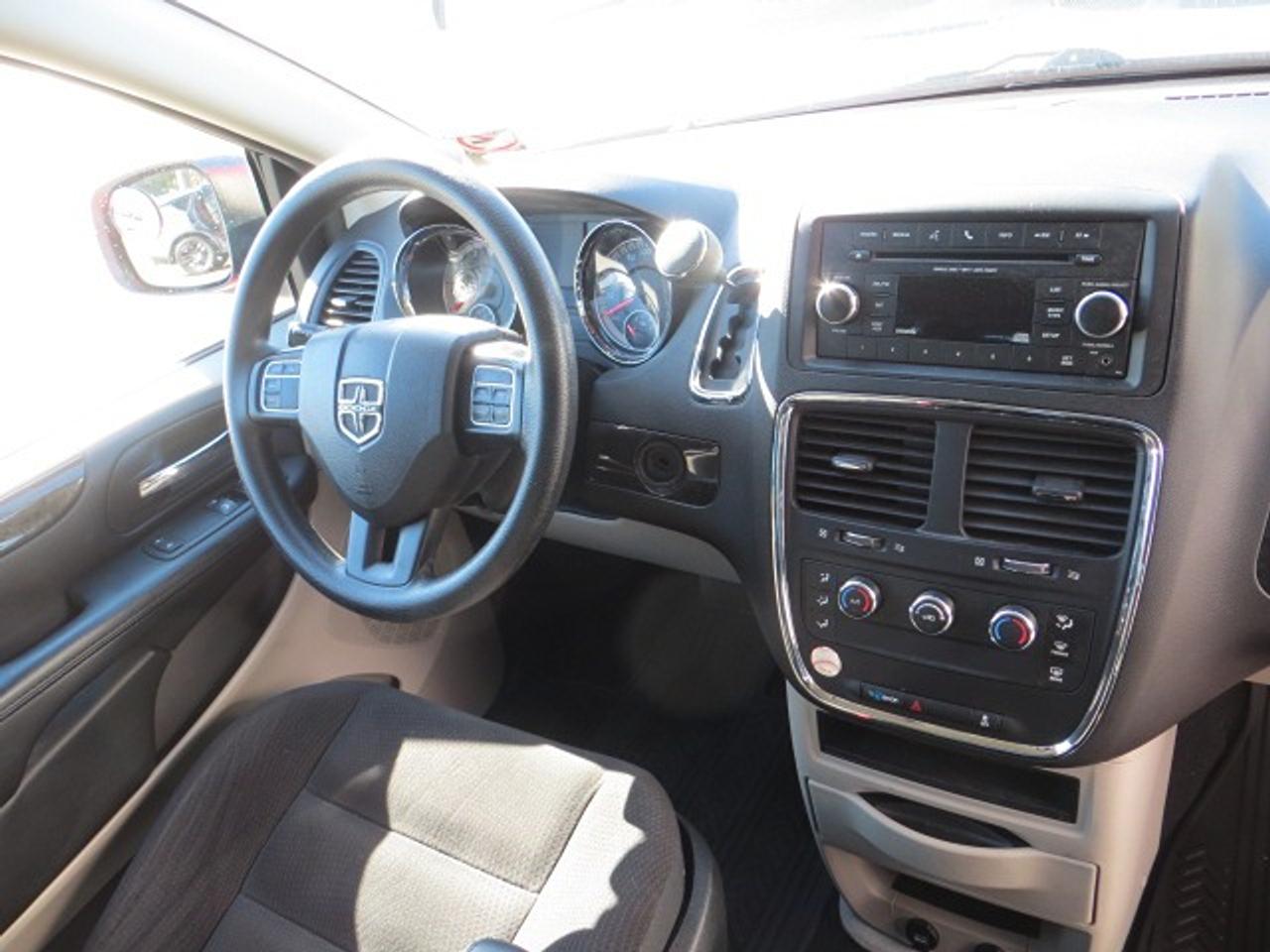 2018 Dodge Grand Caravan CERTIFIED, ONLY 61K, REAR CAMERA, 7 PASS Photo