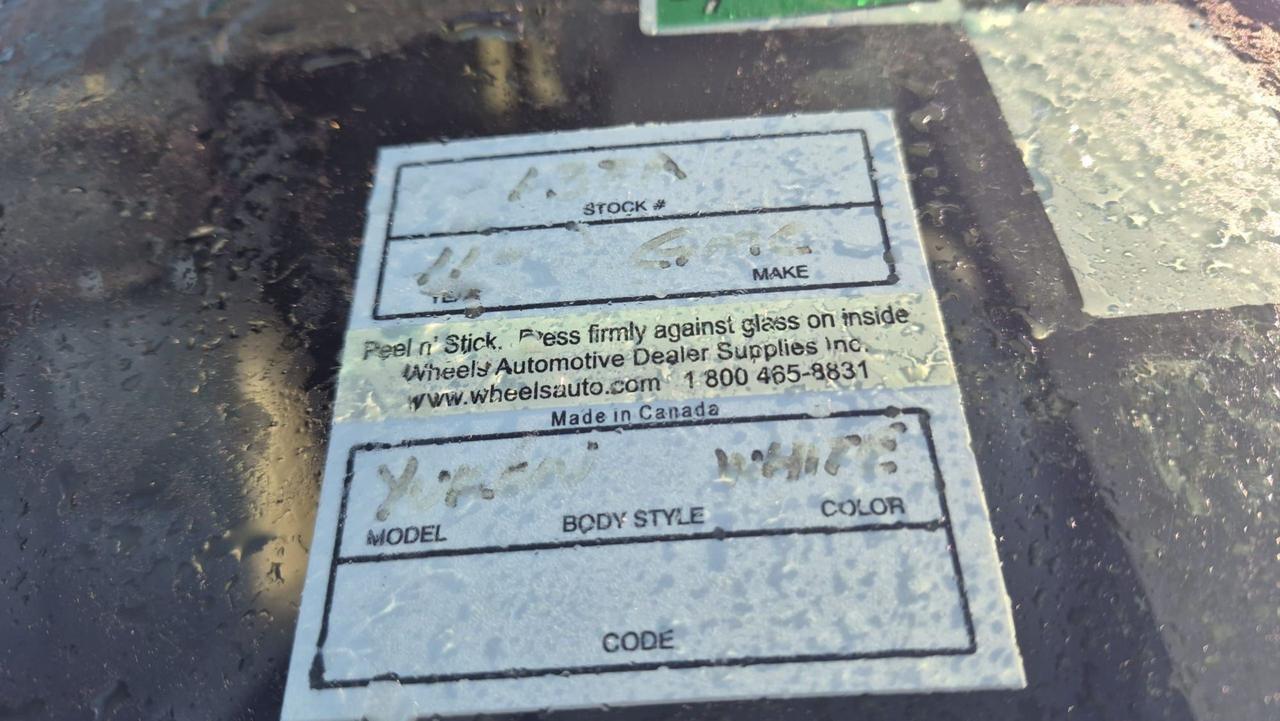 2011 GMC Yukon SLT, ELECTRICAL ISSUE, AS IS NO START Photo