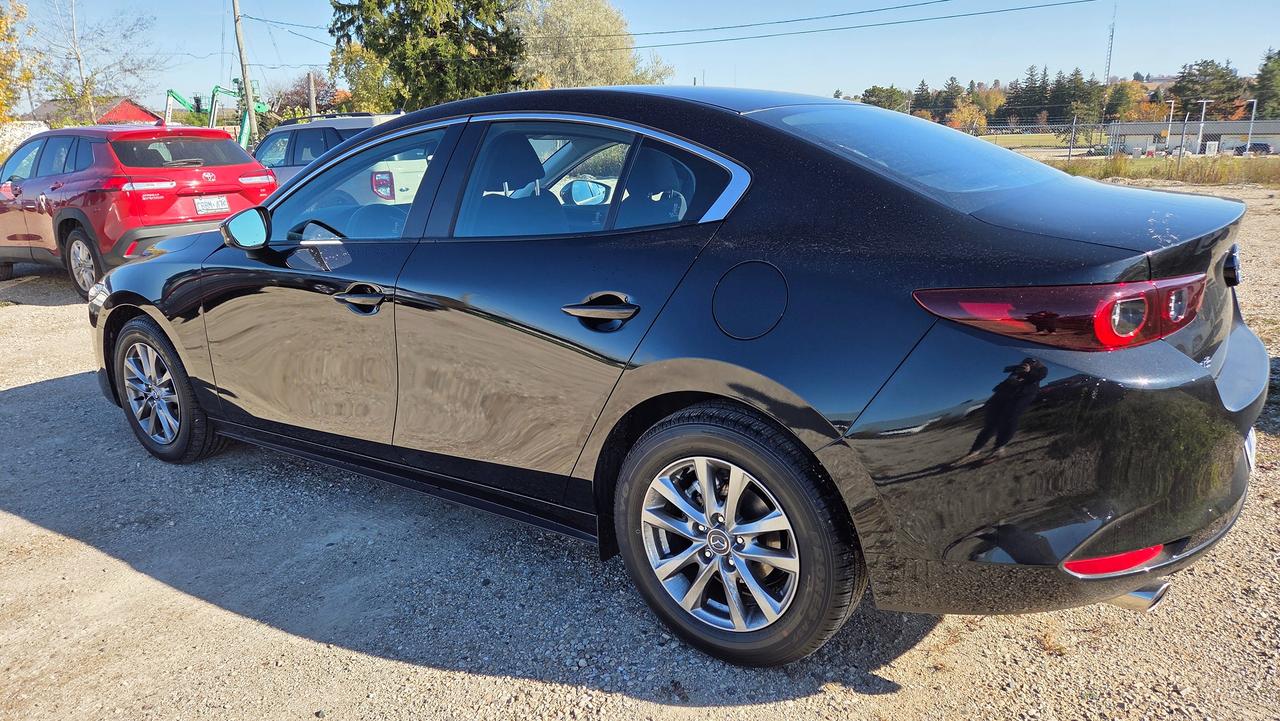 2026 Mazda MAZDA3 GX FWD Photo