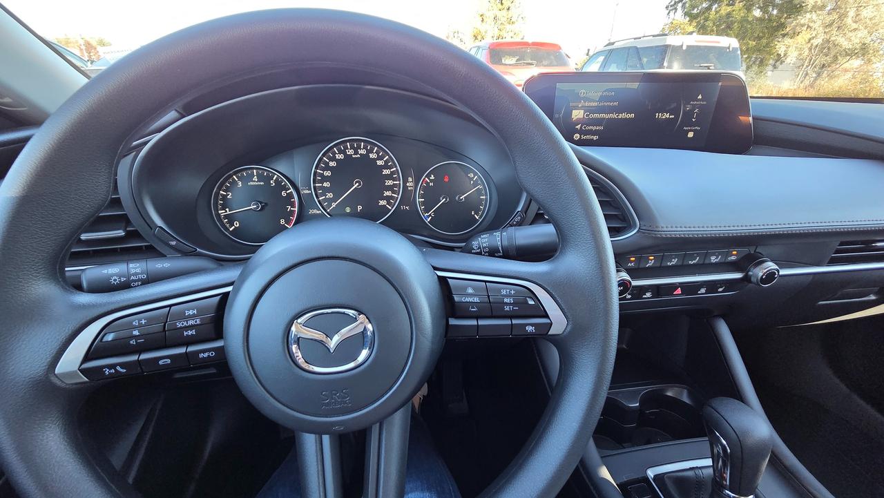 2026 Mazda MAZDA3 GX FWD Photo