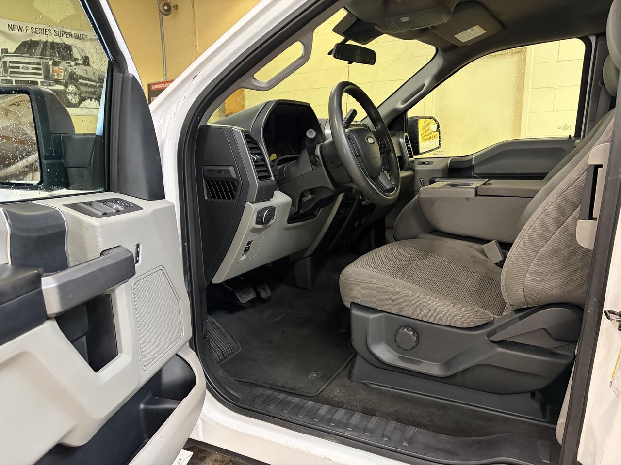 2020 Ford F-150 XL Photo