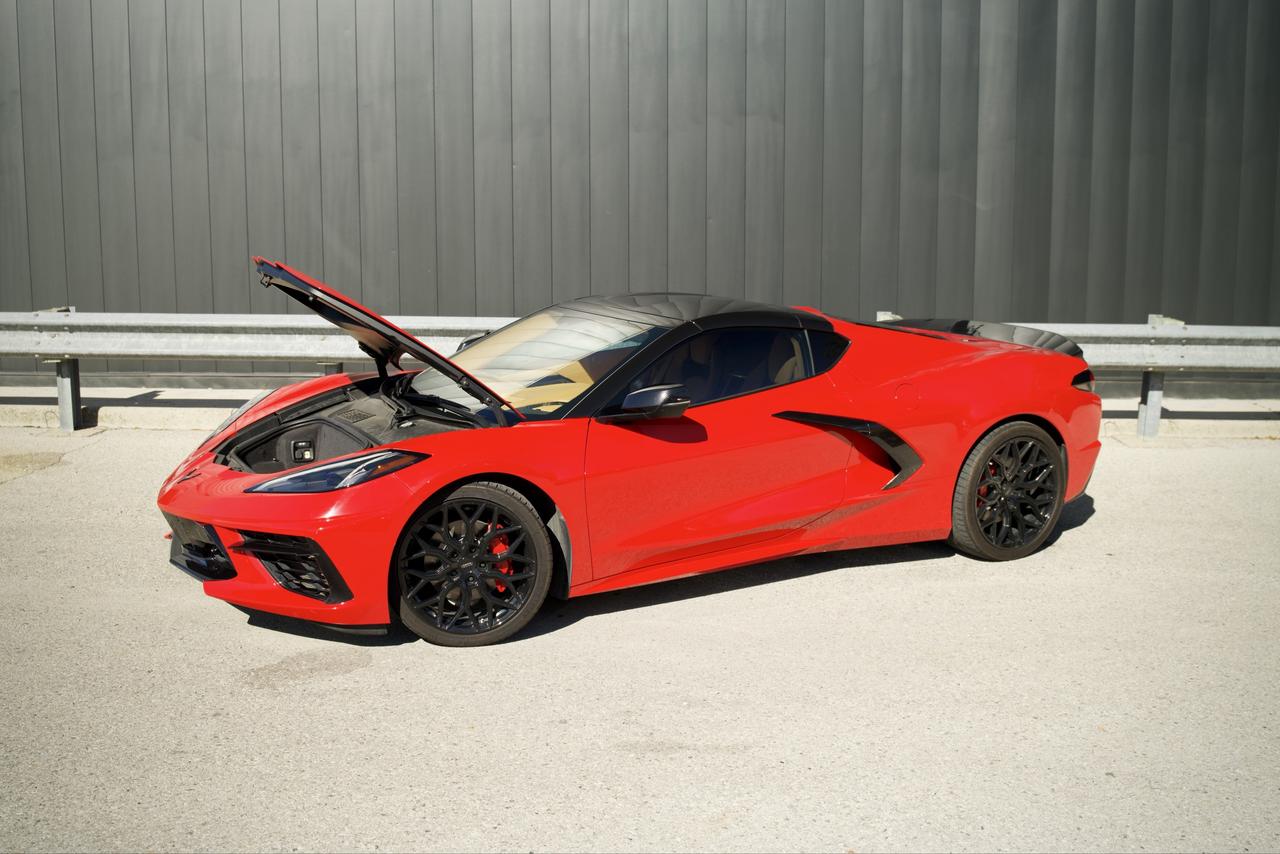 2021 Chevrolet Corvette 3LT Photo