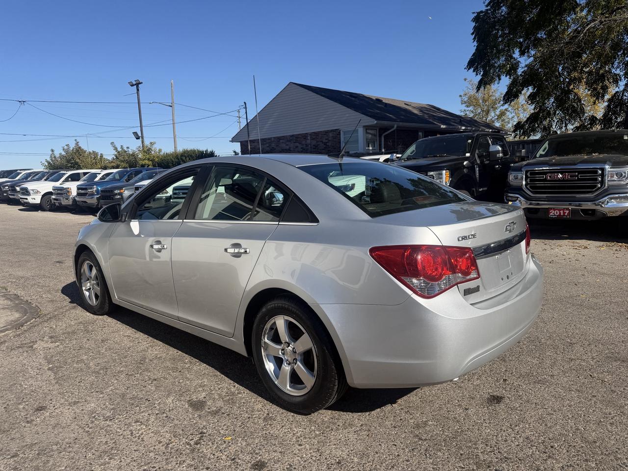 2014 Chevrolet Cruze 2LT Photo4