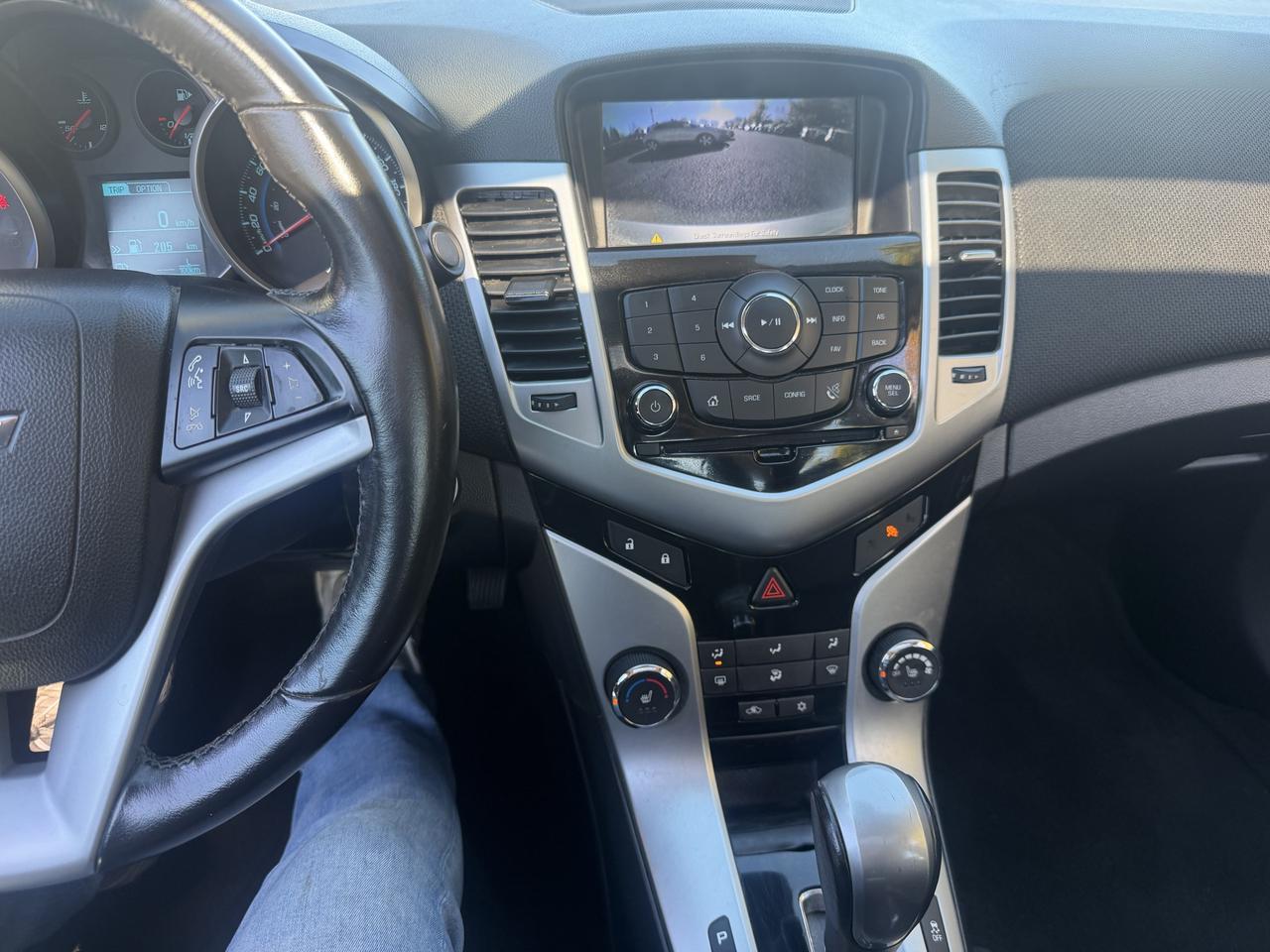 2014 Chevrolet Cruze 2LT Photo