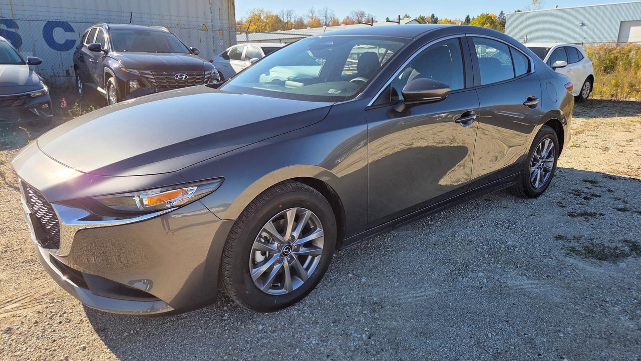 2026 Mazda MAZDA3 GX FWD Photo0