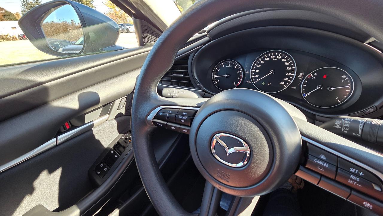 2026 Mazda MAZDA3 GX FWD Photo