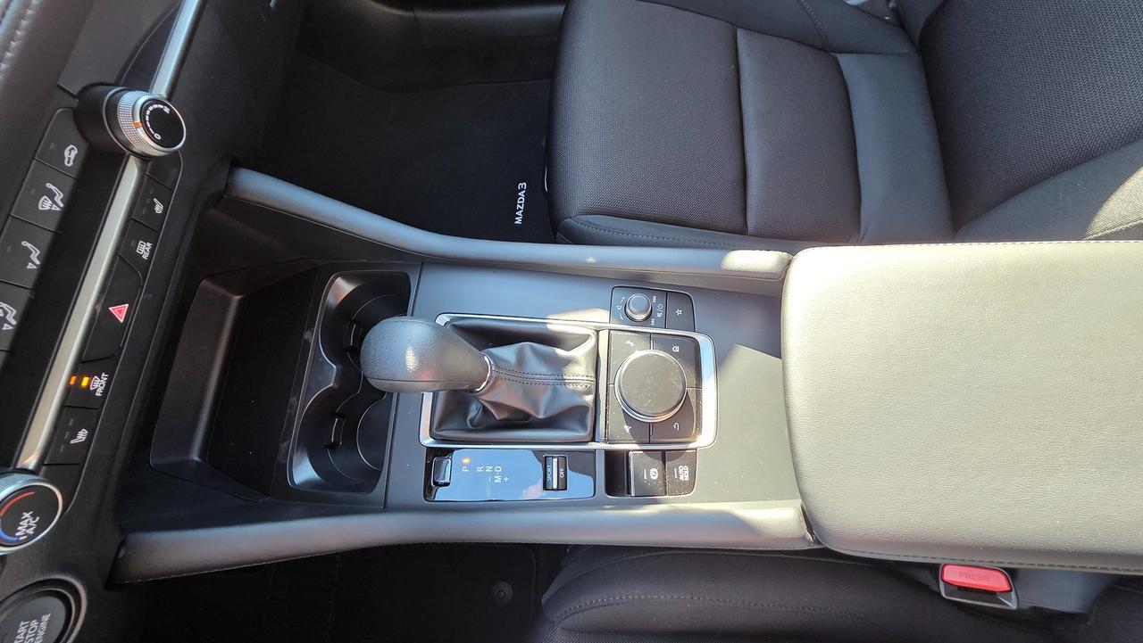 2026 Mazda MAZDA3 GX FWD Photo