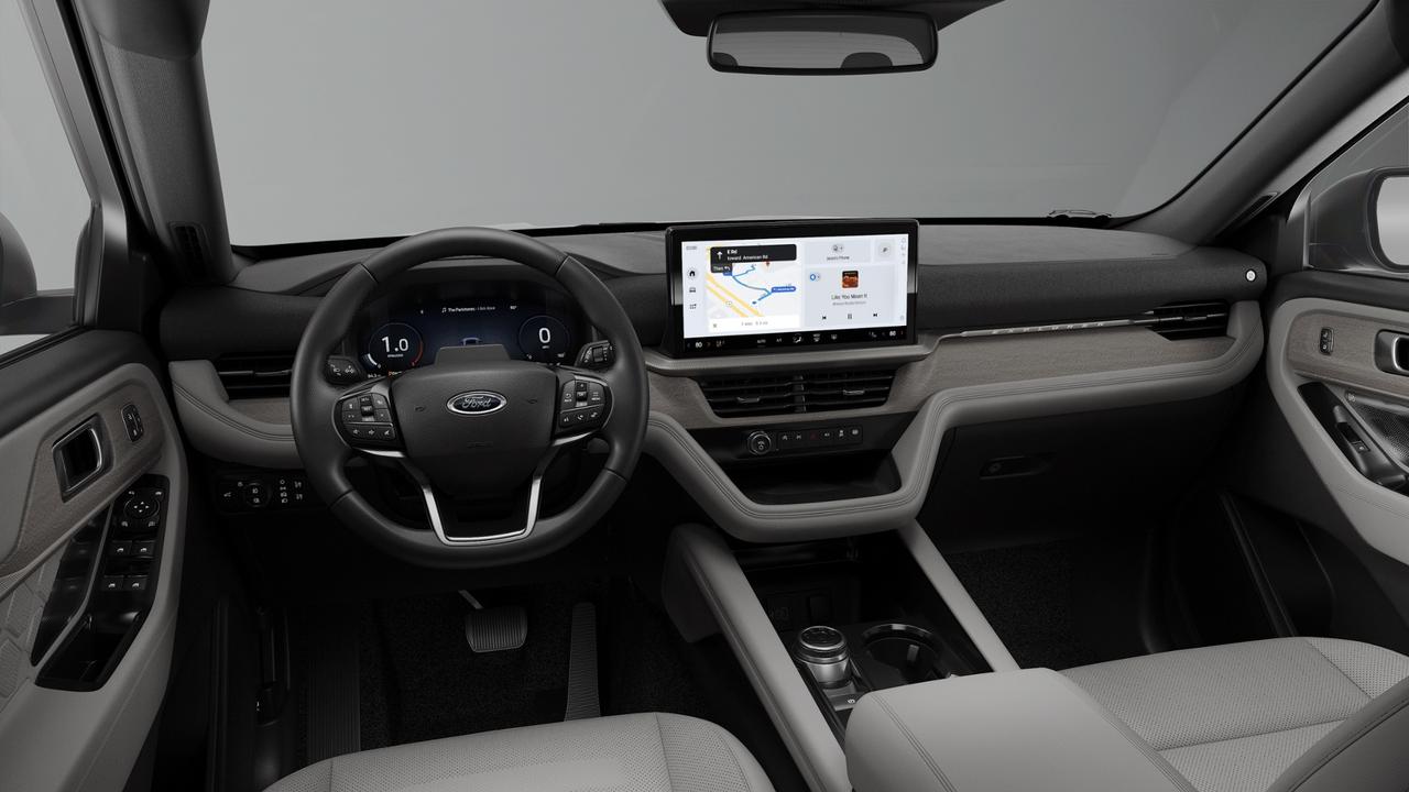 2027 Ford Explorer Platinum 4WD Photo