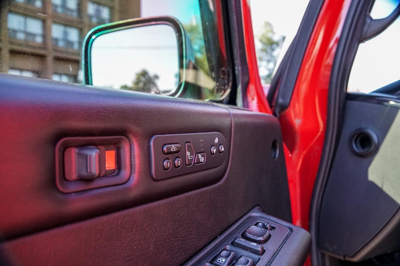 2007 Hummer H2 4WD |6 PASS|SUNROOF|REAR ENTERAINMENT|LOW KM!! Photo