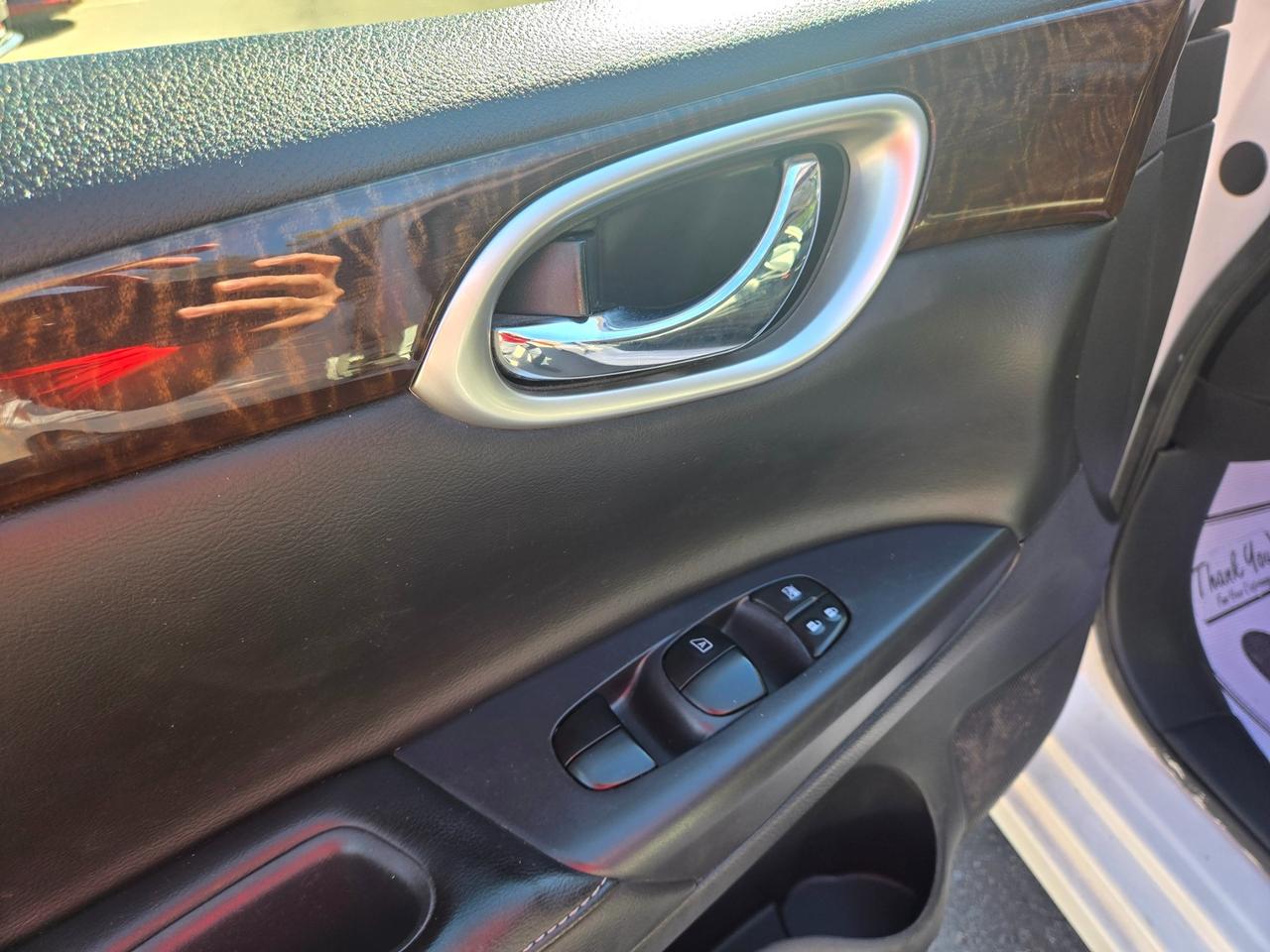 2014 Nissan Sentra SL Photo