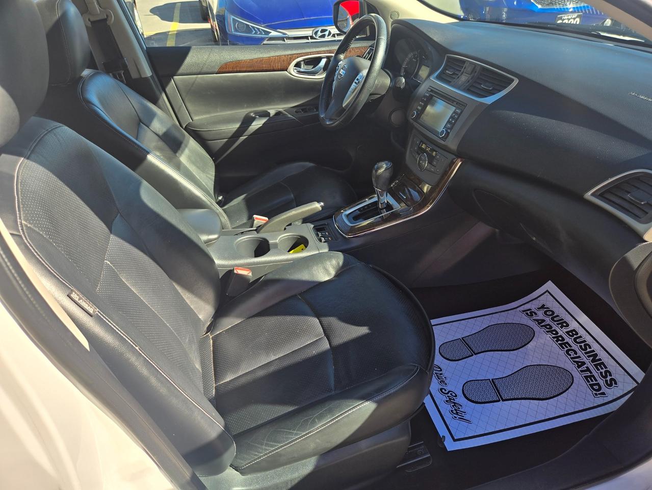 2014 Nissan Sentra SL Photo