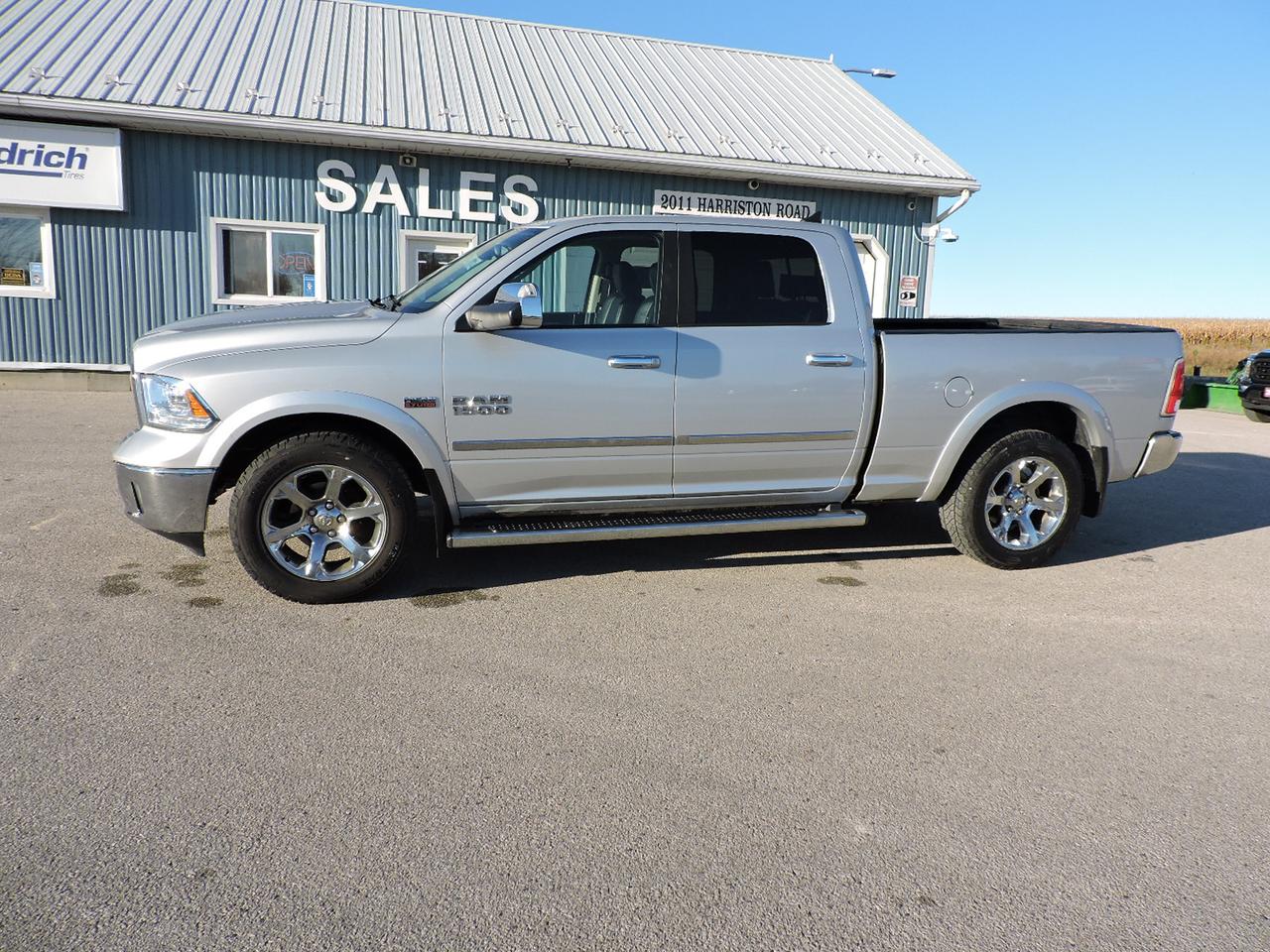 2018 RAM 1500 Laramie 5.7L Hemi 4X4 Leather Seats Six 125000 KMS Photo
