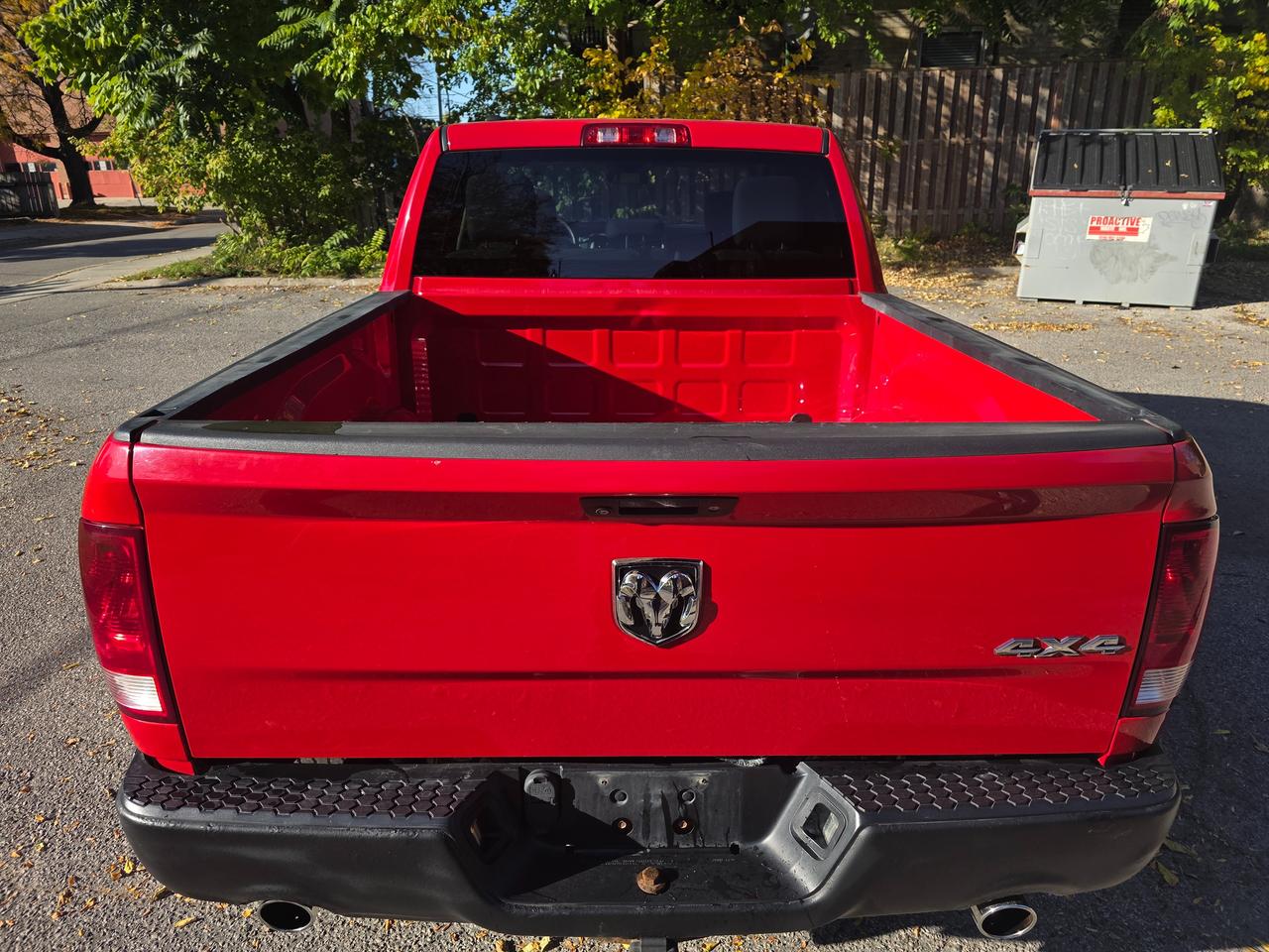 2018 RAM 1500 Express 4x4 Crew Cab Photo
