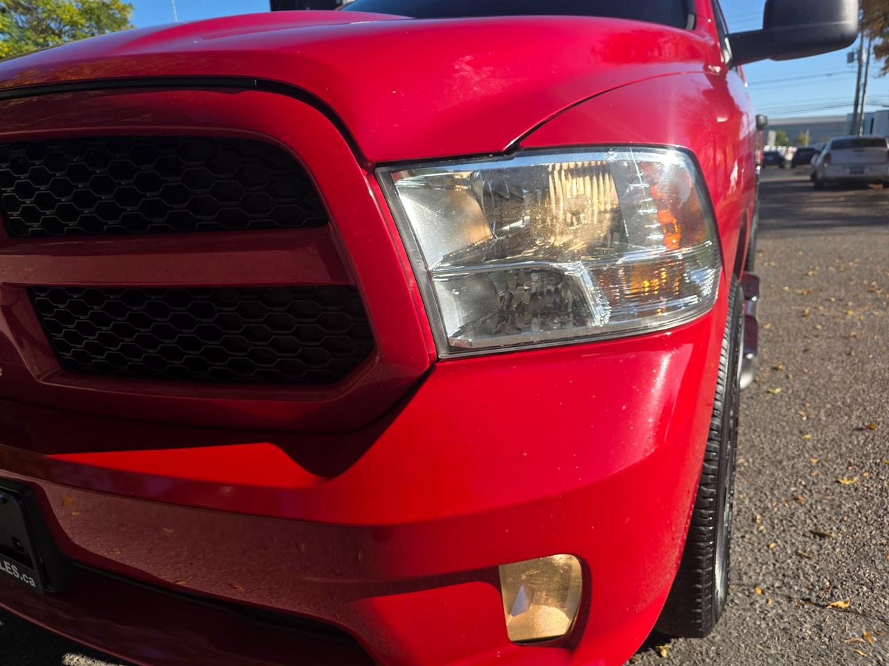 2018 RAM 1500 Express 4x4 Crew Cab Photo