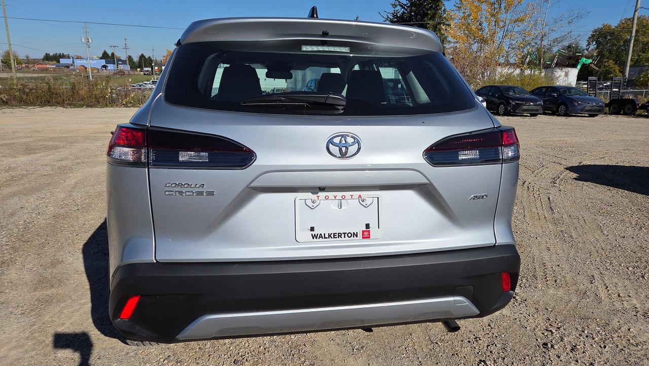 2026 Toyota Corolla Cross L Photo