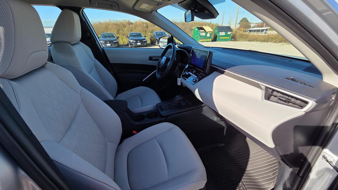2026 Toyota Corolla Cross L Photo
