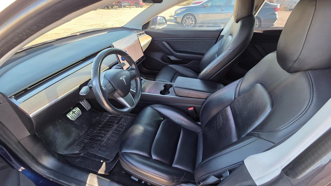 2018 Tesla Model 3 Long Range Battery AWD Photo