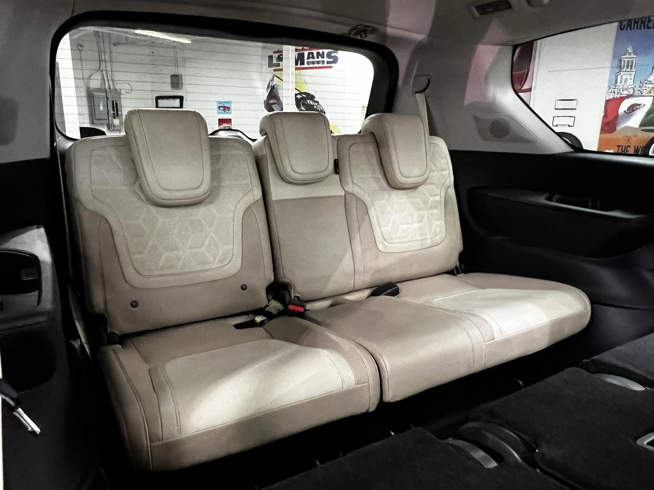 2025 Nissan Armada Platinum Photo