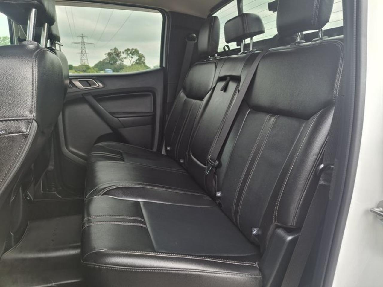 2021 Ford Ranger LARIAT 4x4 | Leather | Heated Seats | Remote Start | Trailer Tow Pkg | Lane Keep | and More ! Photo