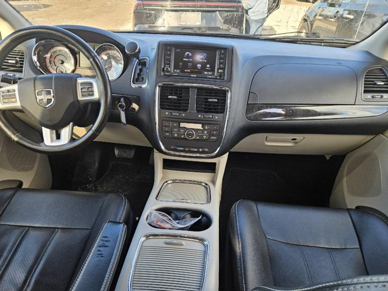 2019 Dodge Grand Caravan Crew Plus | Navi | Leather | Bluetooth | Power Tailgate + Sliding Doors| and More ! Photo