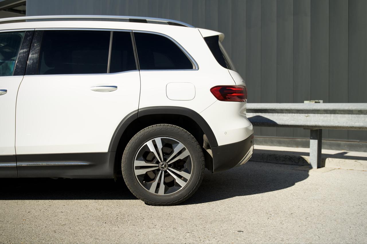 2025 Mercedes-Benz GLB GLB 250 Photo