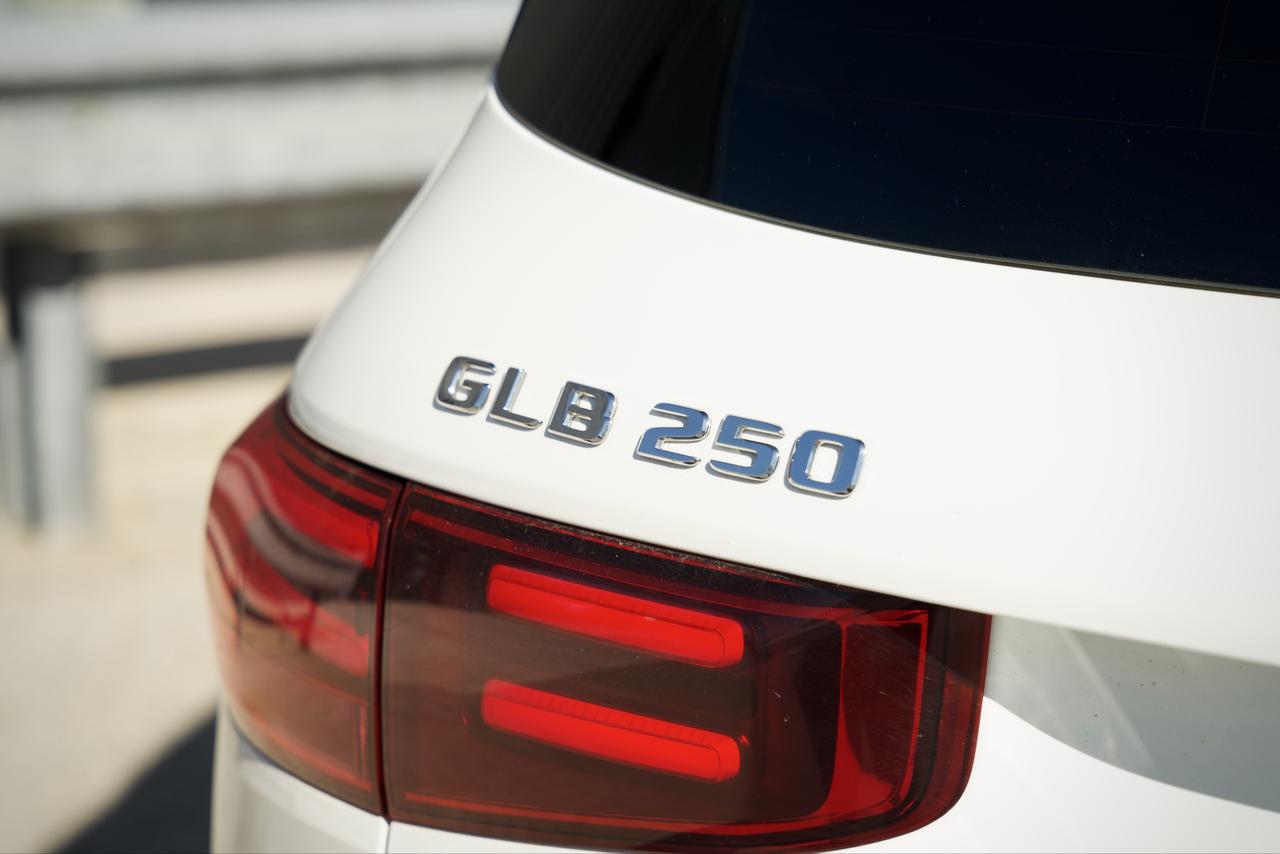2025 Mercedes-Benz GLB GLB 250 Photo