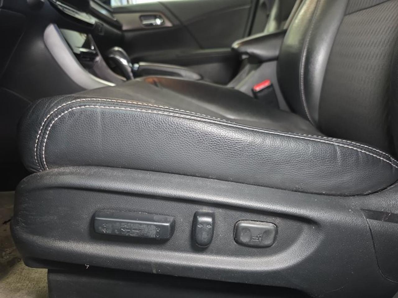 2017 Honda Accord Sport w/ Honda Sensing Photo