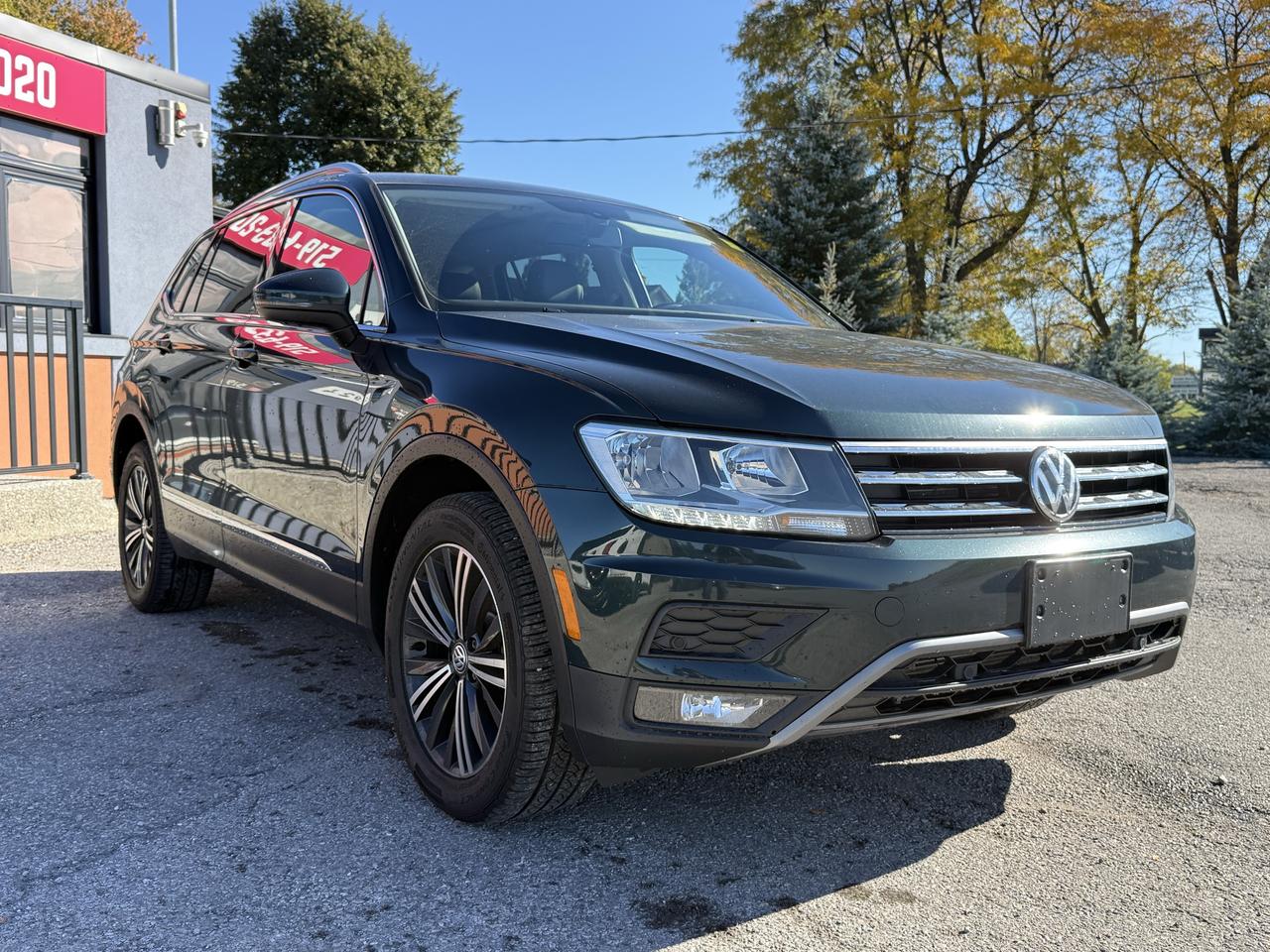 2019 Volkswagen Tiguan SEL | 7 Passenger | Backup Camera | Sunroof Photo
