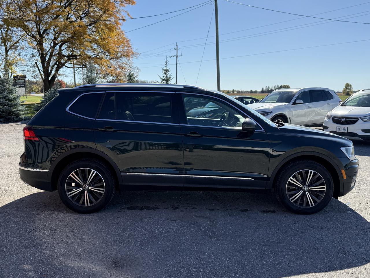 2019 Volkswagen Tiguan SEL | 7 Passenger | Backup Camera | Sunroof Photo