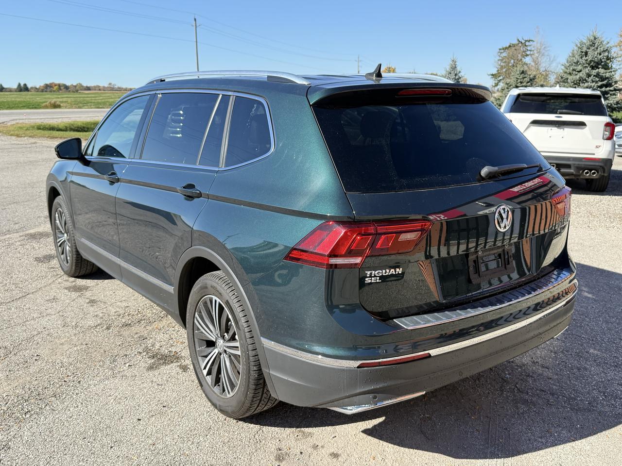 2019 Volkswagen Tiguan SEL | 7 Passenger | Backup Camera | Sunroof Photo