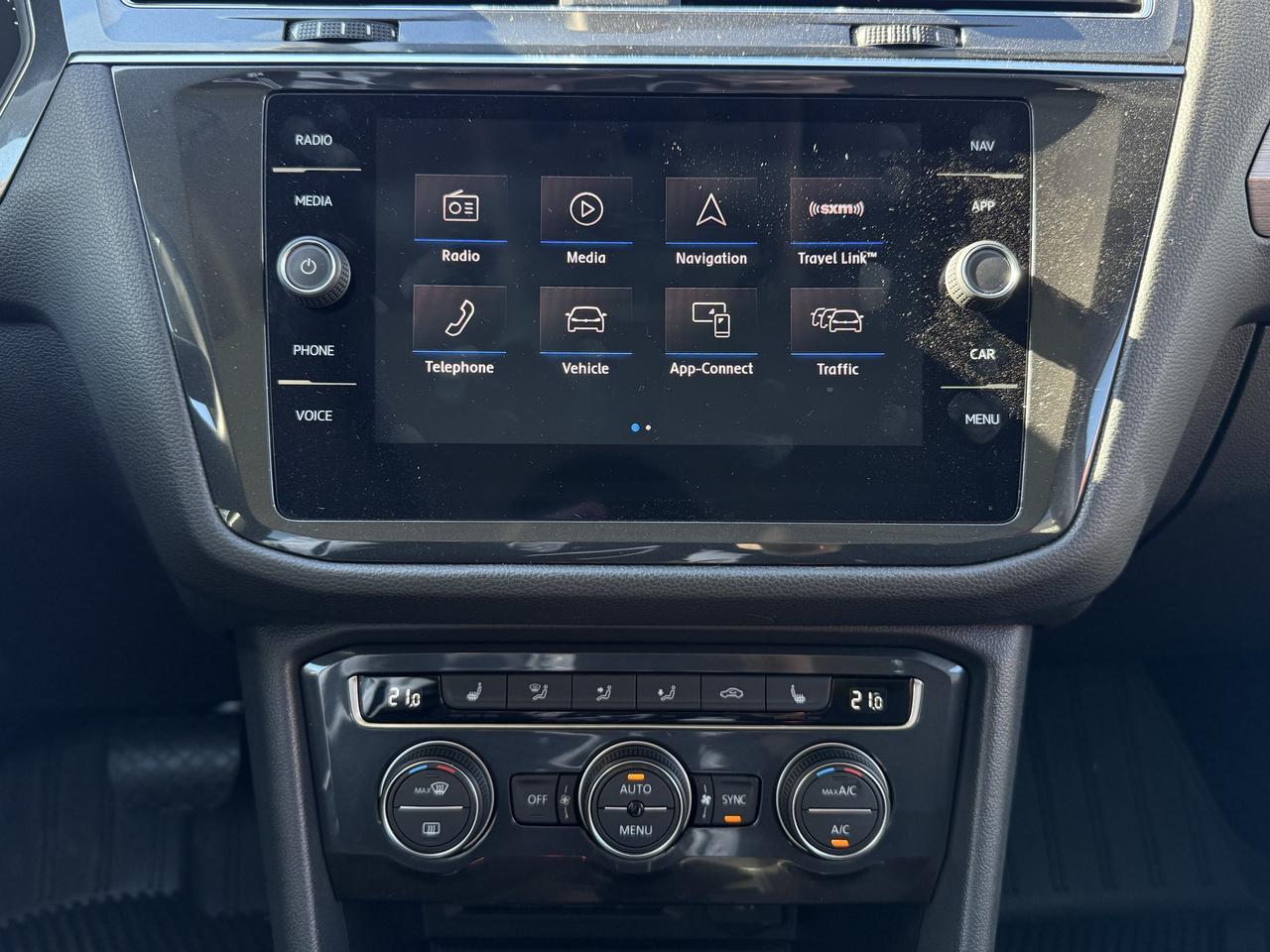 2019 Volkswagen Tiguan SEL | 7 Passenger | Backup Camera | Sunroof Photo