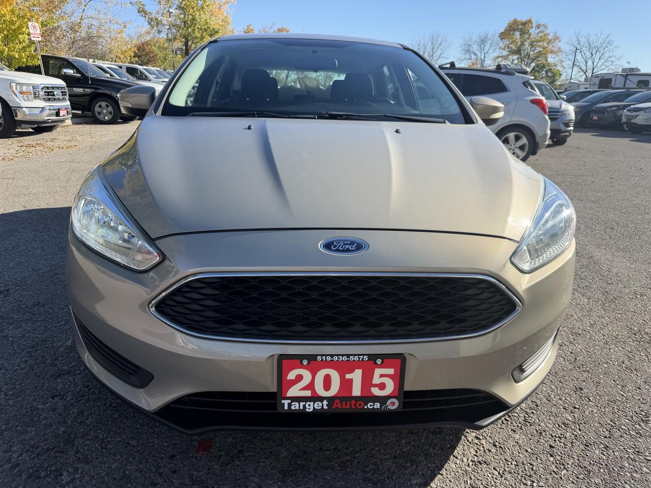 2015 Ford Focus SE Photo5