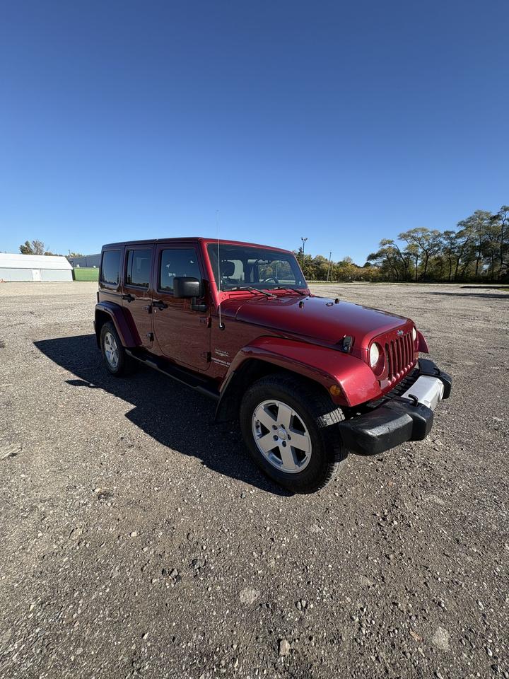 2012 Jeep Wrangler Sahara Photo