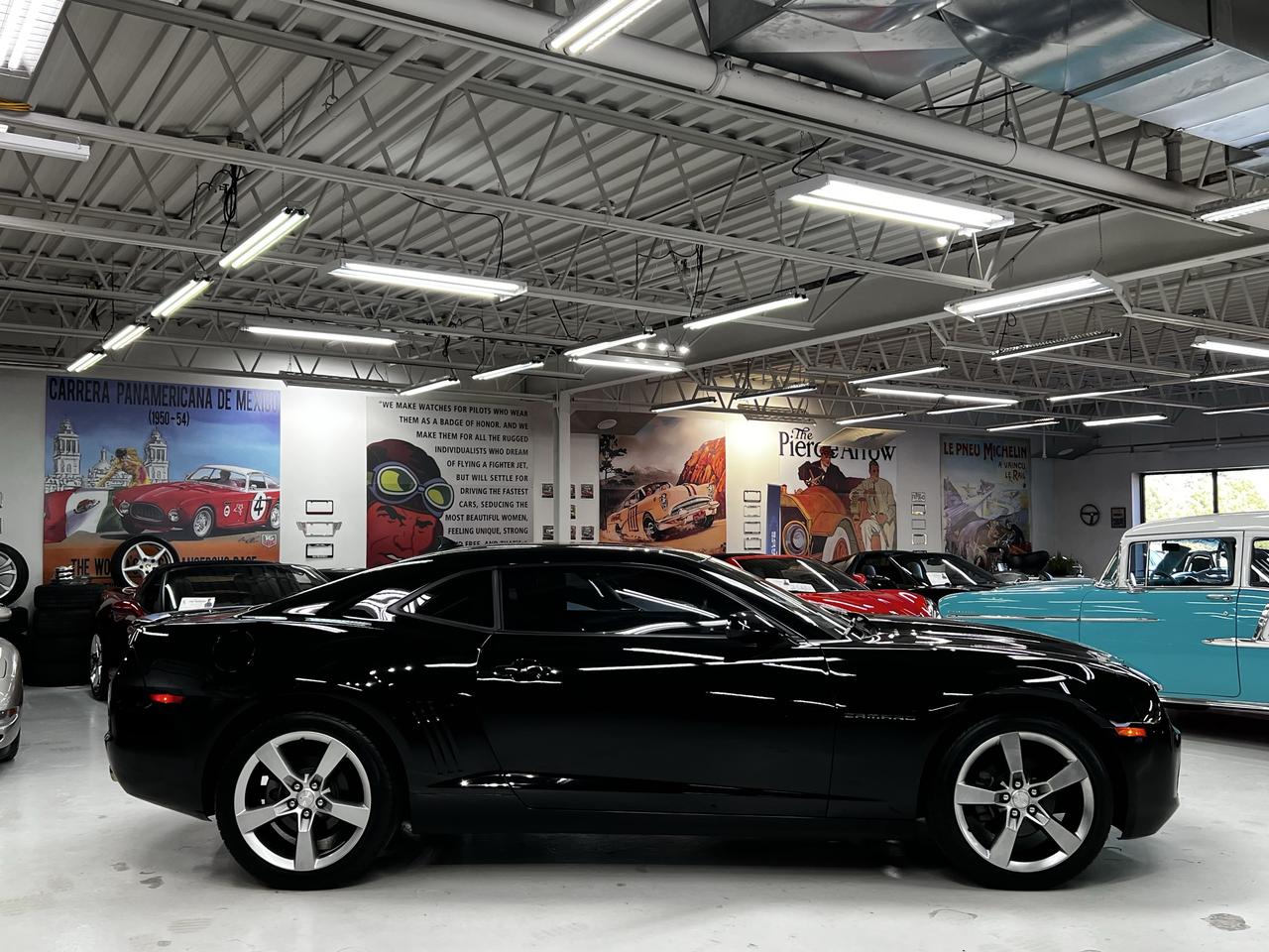 2011 Chevrolet Camaro 1LT w/RS Pkg and Sunroof Photo