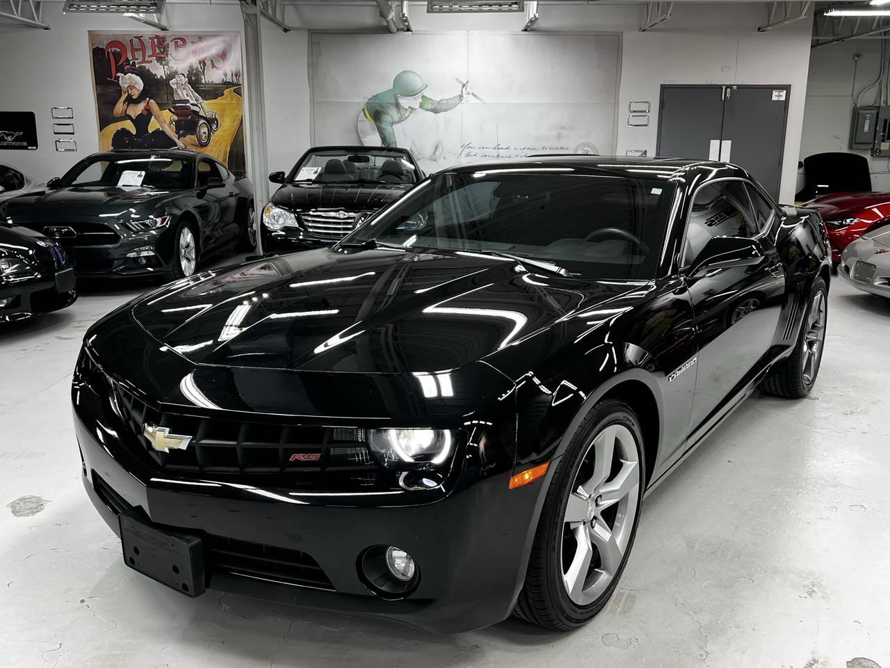 2011 Chevrolet Camaro 1LT w/RS Pkg and Sunroof Photo