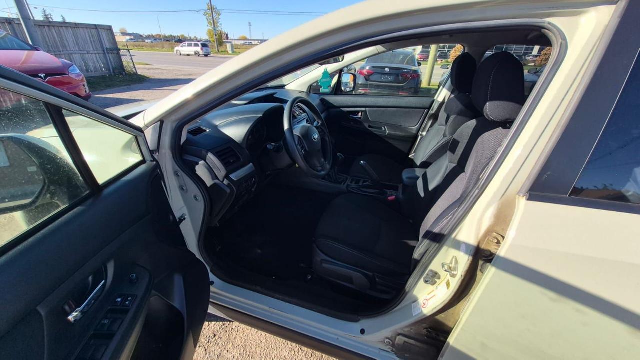 2013 Subaru XV Crosstrek 2.0i, MANUAL, UNDERCOATED, NEEDS CLUTCH, AS IS Photo