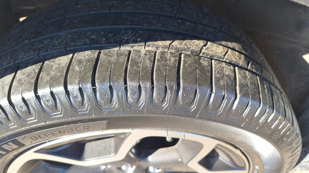 2013 Subaru XV Crosstrek 2.0i, MANUAL, UNDERCOATED, NEEDS CLUTCH, AS IS Photo