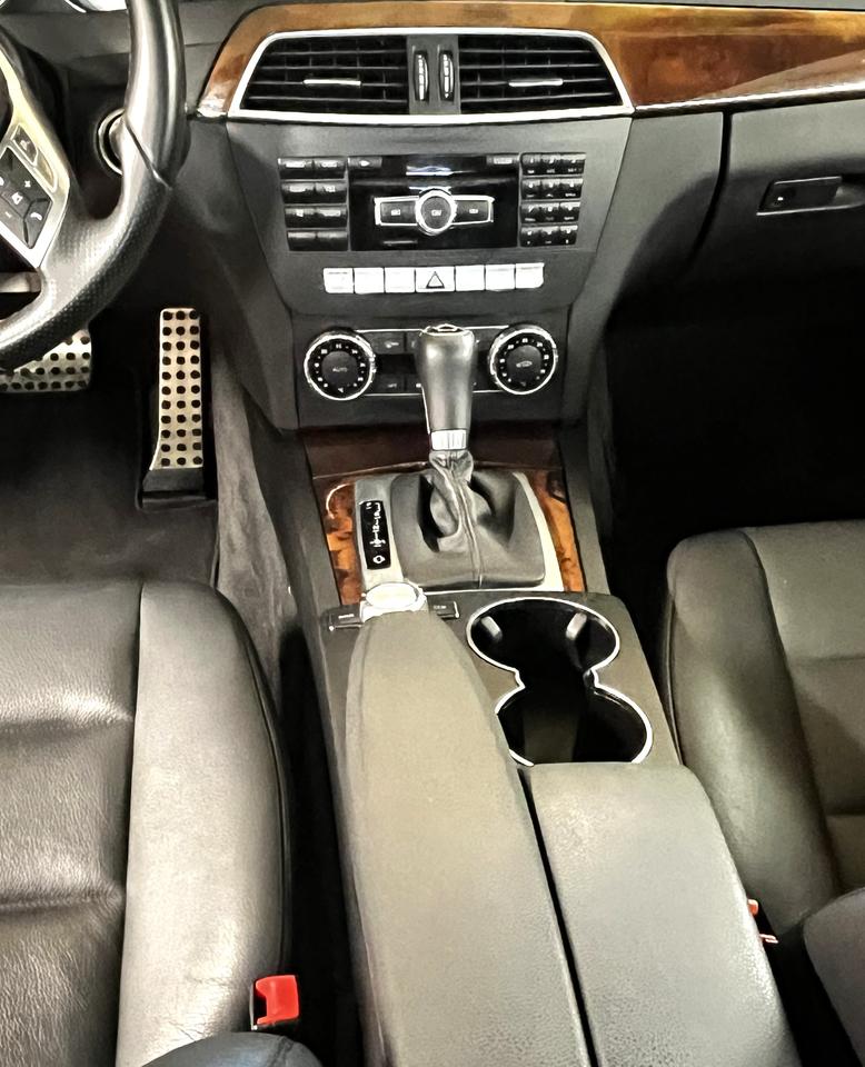 2012 Mercedes-Benz C-Class 4dr Sdn C 350 4MATIC Photo