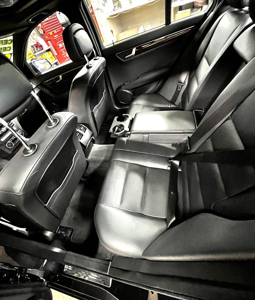 2012 Mercedes-Benz C-Class 4dr Sdn C 350 4MATIC Photo