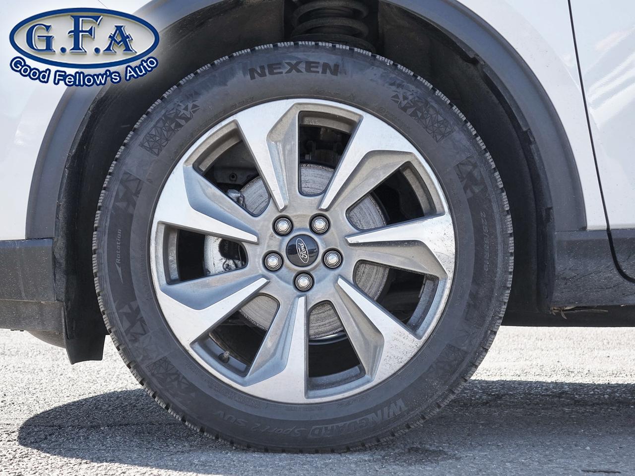 2024 Ford Escape PLATINUM MODEL, AWD, LEATHER SEATS, REARVIEW CAMER Photo