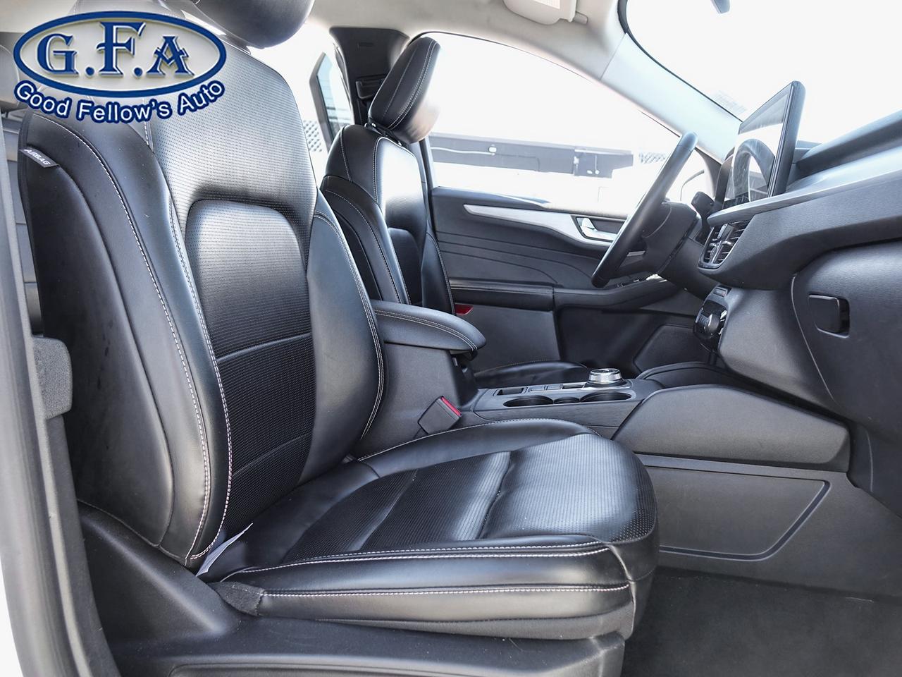 2024 Ford Escape PLATINUM MODEL, AWD, LEATHER SEATS, REARVIEW CAMER Photo