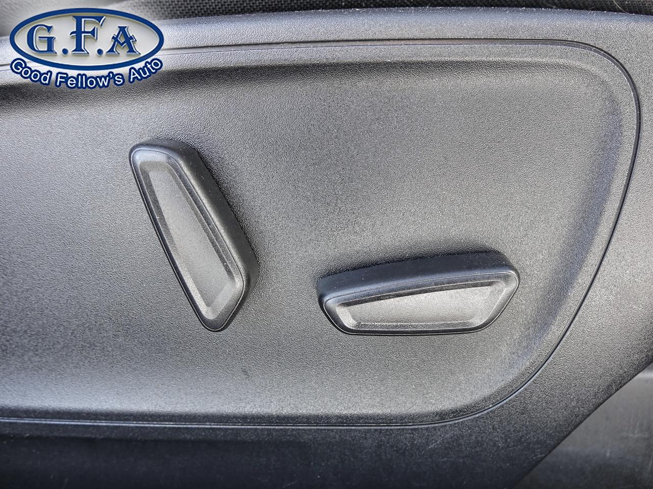 2024 Ford Escape PLATINUM MODEL, AWD, LEATHER SEATS, REARVIEW CAMER Photo35