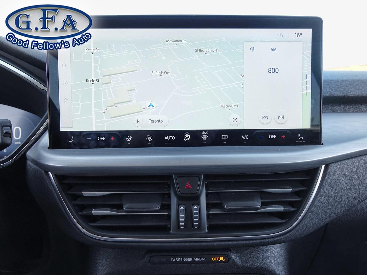 2024 Ford Escape PLATINUM MODEL, AWD, LEATHER SEATS, REARVIEW CAMER Photo