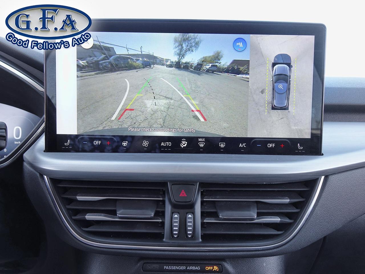 2024 Ford Escape PLATINUM MODEL, AWD, LEATHER SEATS, REARVIEW CAMER Photo43