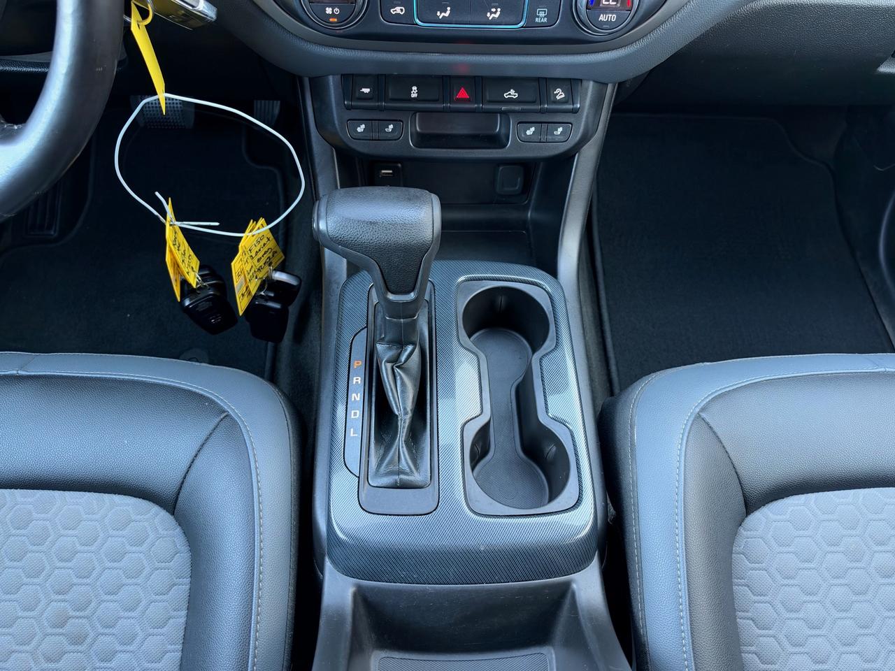 2018 Chevrolet Colorado Z71-ONE OWNER+DEALER SERVICED! Photo
