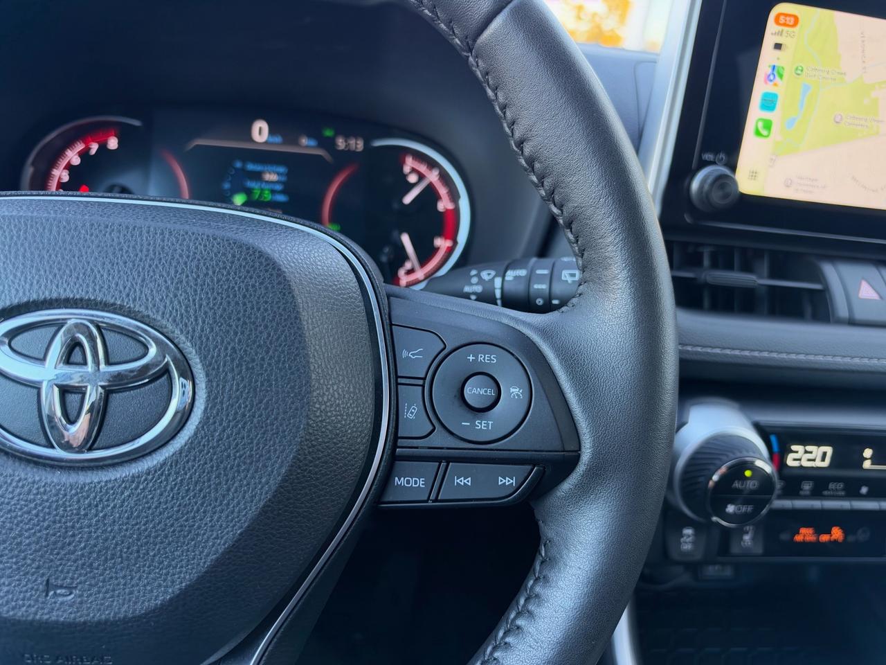 2024 Toyota RAV4 XLE AWD-ONE OWNER-BOUGHT+SERVICED HERE! Photo
