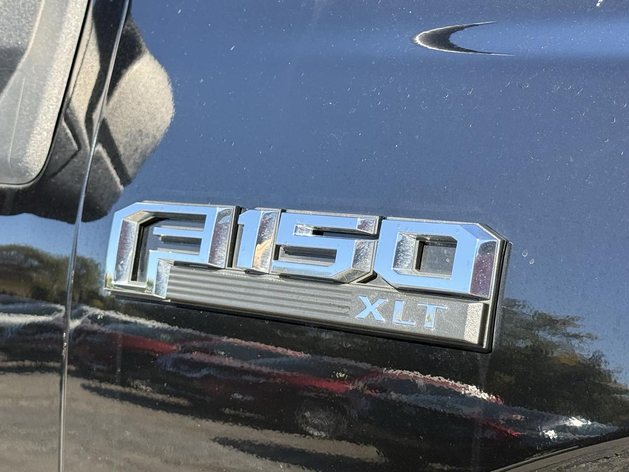 2017 Ford F-150 4WD SUPERCAB 145" XTR 103,000KM Photo