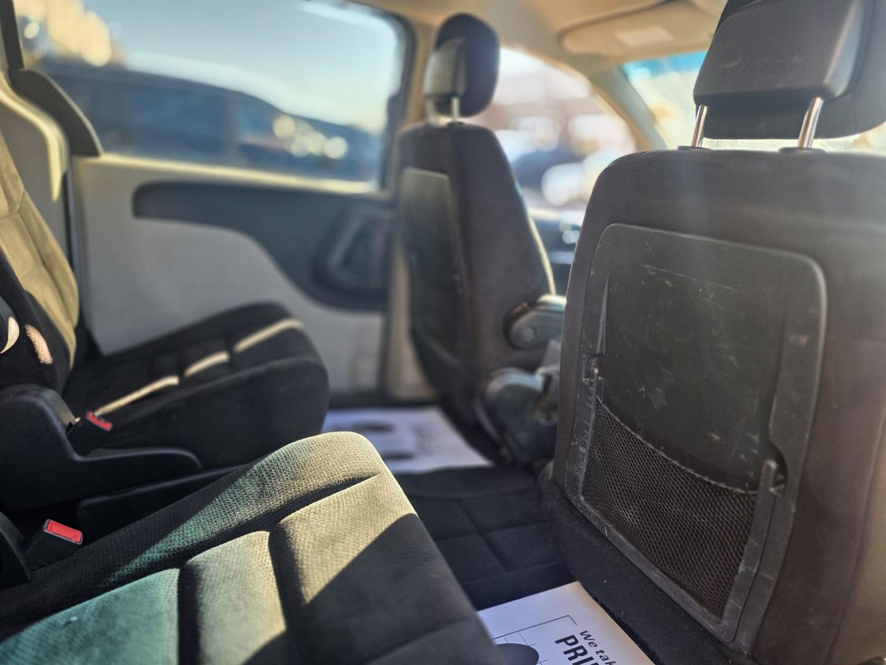 2014 Dodge Grand Caravan SXT Photo