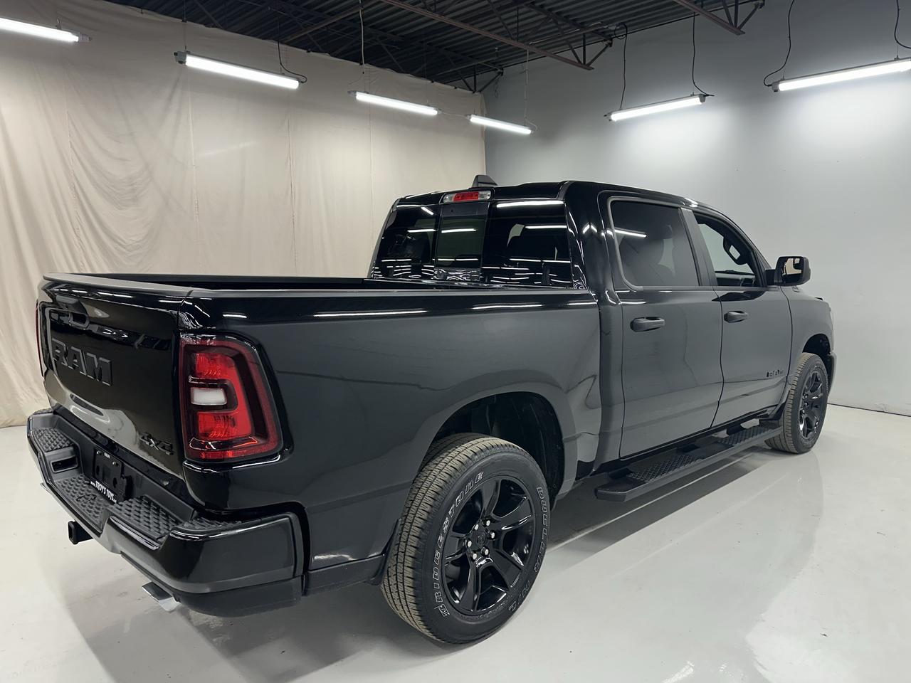 2025 RAM 1500 Tradesman 4x4 Crew Cab 5'7" Box Photo26