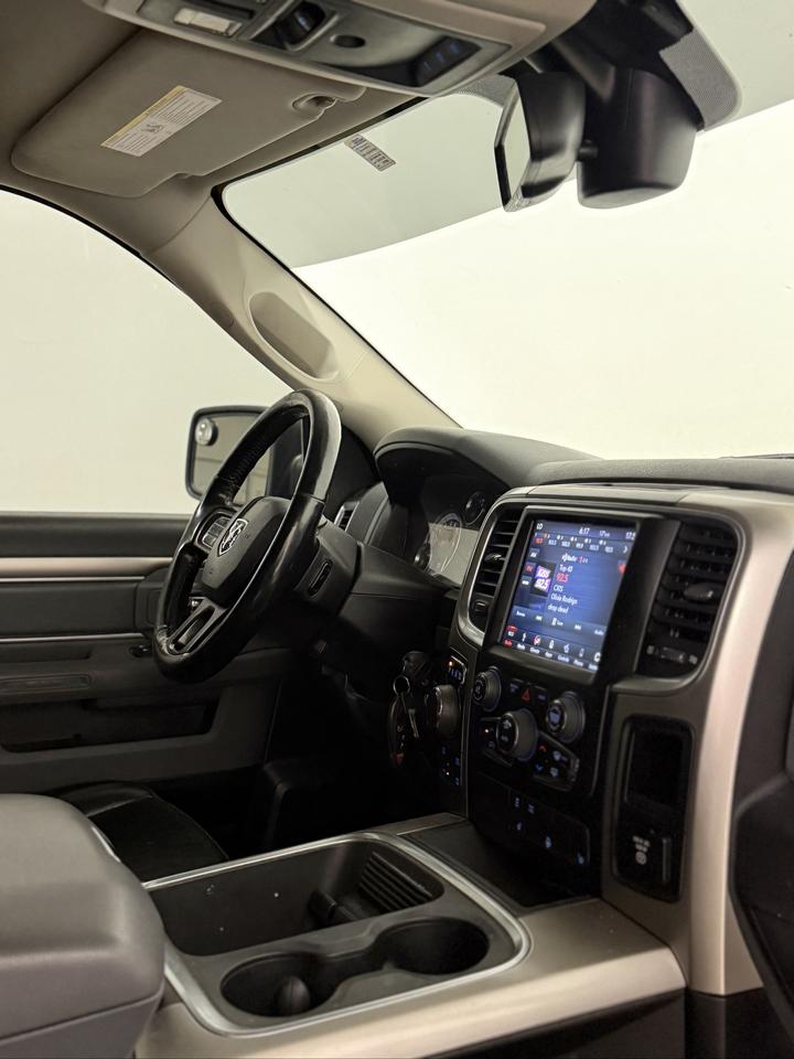 2018 RAM 1500 Big Horn 4x4 Crew Cab 5'7" Box Photo